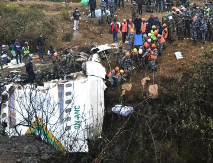 فقدان 18 راكباً لحياتهم إثر تحطم طائرة في النيبال