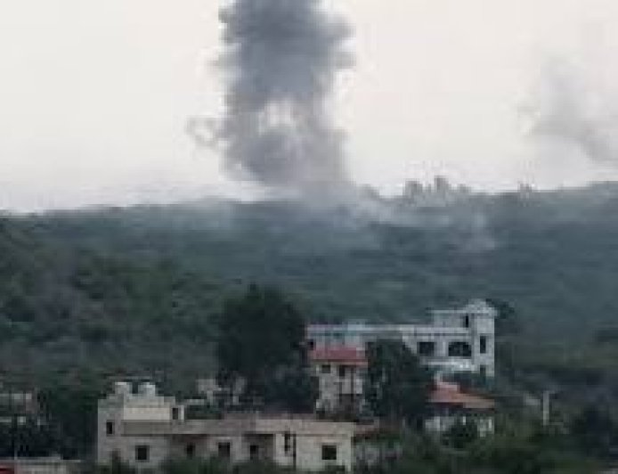 الجيش الإسرائيلي يعلن استهداف مواقع لحزب الله