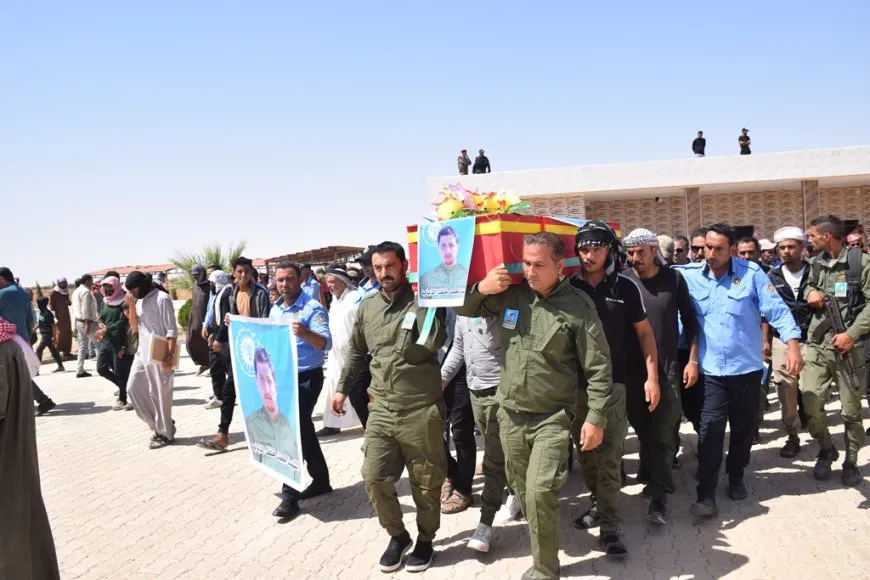 جثمان عضو لقوى الأمن الداخلي يوارى الثرى في الشدادي 