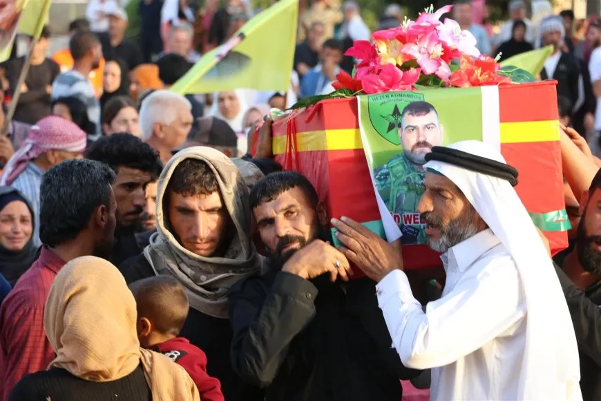 تشييع جثمان المقاتل من قوات الكوماندوس ماهر عبد الله إلى مثواه الأخير