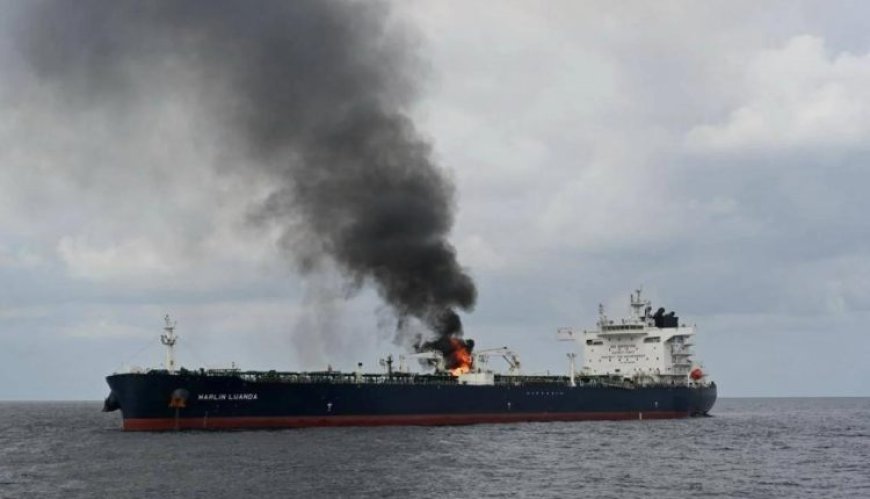 الحوثيون يستهدفون سفينة تجارية قبالة سواحل المخا في اليمن