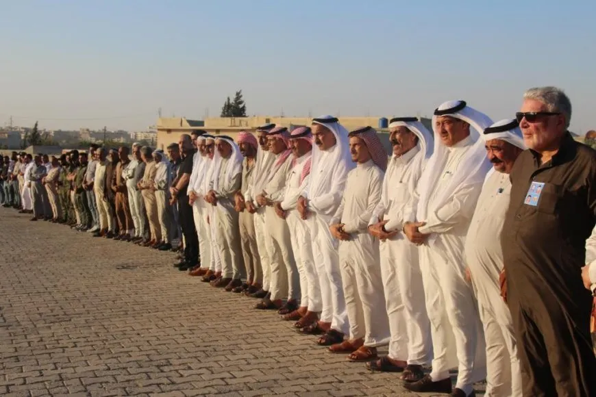 أهالي منبج في تشييع 3شهداء : نقف وقفة عز لنؤكد بأننا بوحدتنا وتكاتفنا سنحمي أرضنا