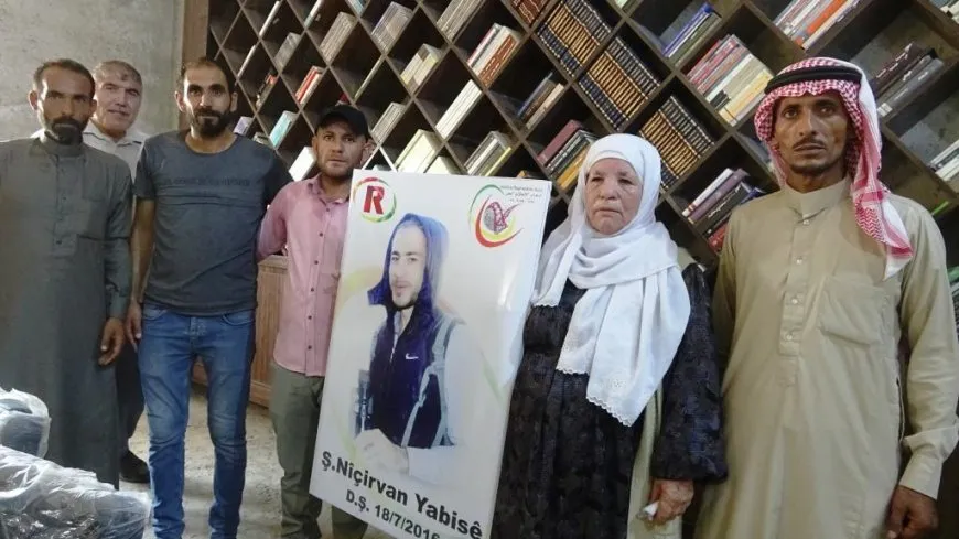 افتتاح مكتبة باسم الشهيد الصحفي مصطفى محمد في عين عيسى