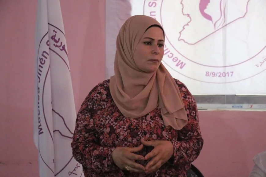 ندوة حوارية في مقاطعة منبج حول سبل تمكين المرأة
