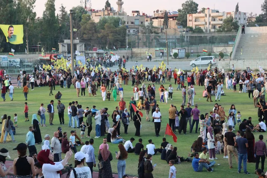 محتفلون بذكرى 19 تموز في قامشلو: سنسير قدماً حتى تحقيق أهداف ثورة الشعوب