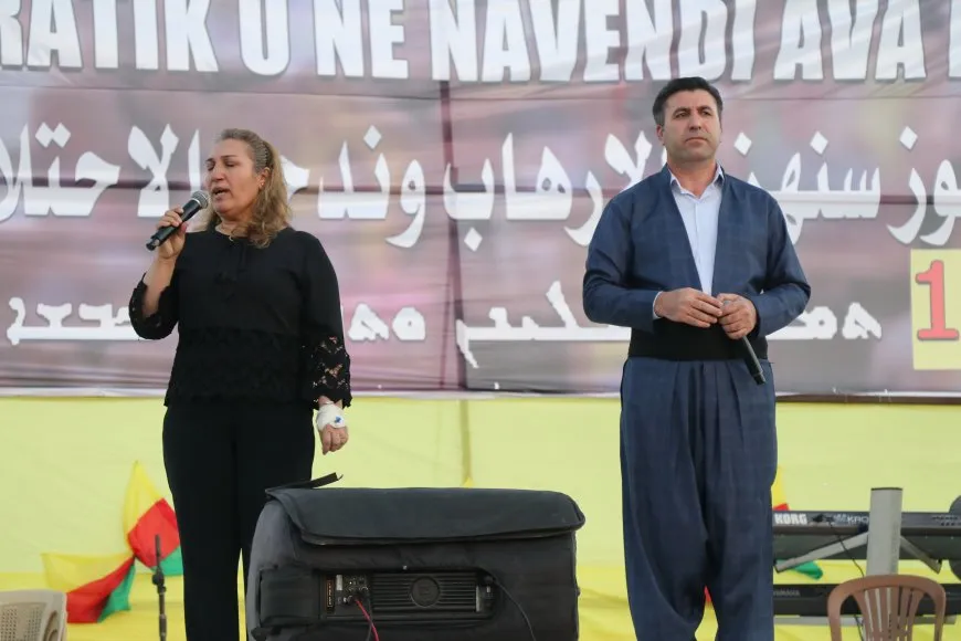 محتفلون بذكرى 19 تموز في قامشلو: سنسير قدماً حتى تحقيق أهداف ثورة الشعوب