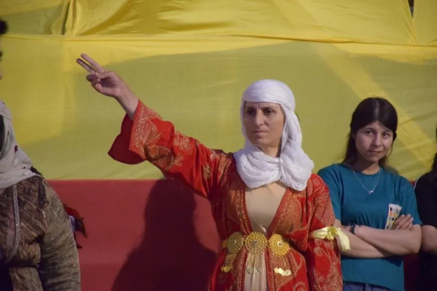الآلاف في كوباني يحيّون ذكرى ثورة 19 تموز