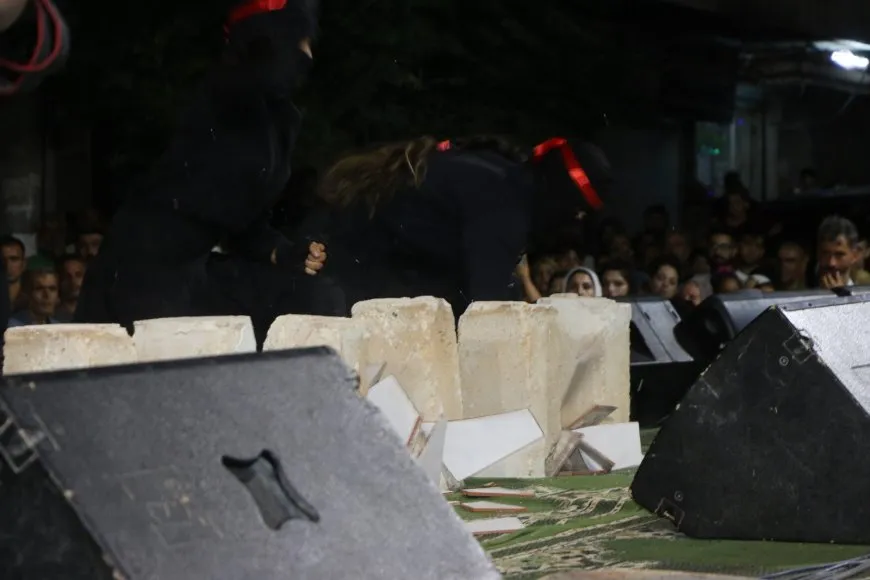 أهالي حلب يحتفلون بمرور 12 عام على انطلاقة ثورة 19 تموز