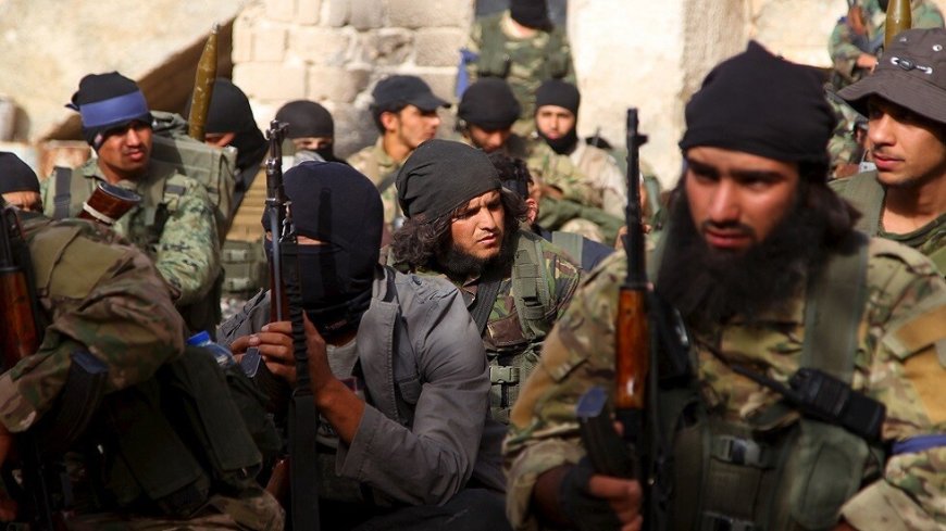 مركز حقوقي يتحدث عن نقل 300 داعشي إلى دهوك