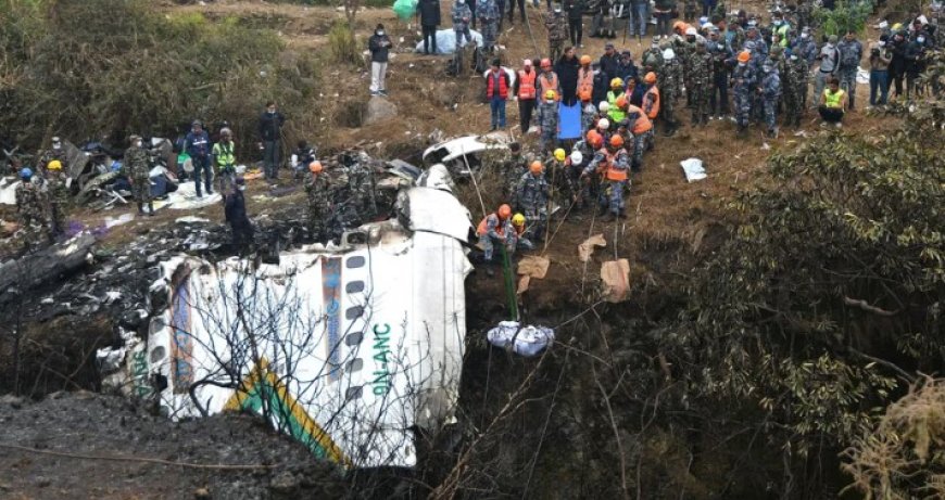 فقدان 18 راكباً لحياتهم إثر تحطم طائرة في النيبال