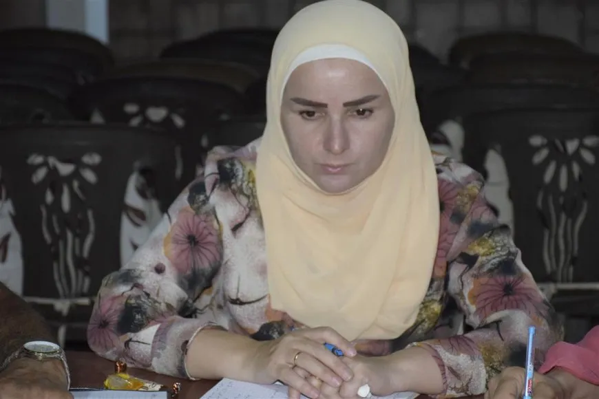 "كتب القائد آبو تمنحنا القوة والفكر"