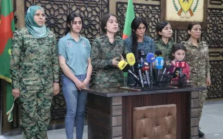 خلال مؤتمر صحفي YPJ تعاهد على حماية جميع النساء