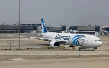 مصر تخطر طائراتها المدنية بتجنب المجال الإيراني