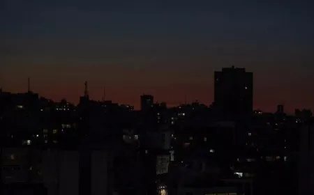 انقطاع التيار الكهرباء عن كامل لبنان