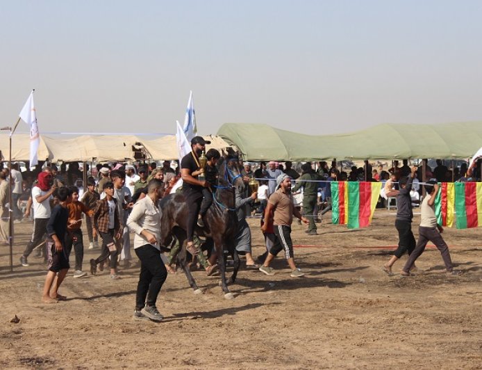 مهرجان الشهداء الأول لسباق الخيول الأصيلة في كركي لكي