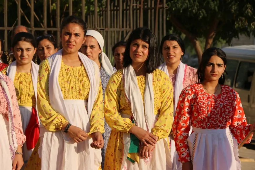 فنانون يستنكرون قمع السلطات التركية للثقافة والفن الكردي في باكور كردستان