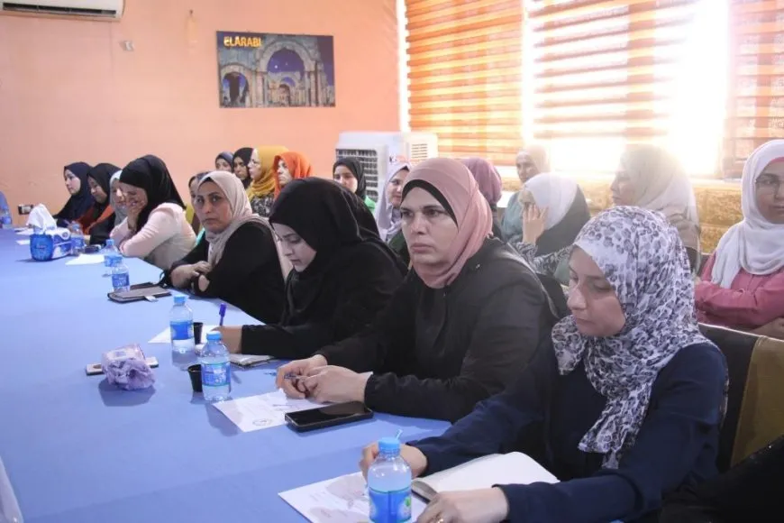 ندوة حوارية حول استغلال المرأة ومراحل نضالها