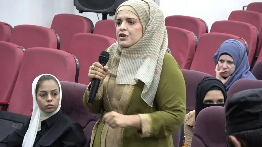 محاضرة للمرأة الشابة حول فكر القائد عبدالله أوجلان ودوره في تحرر المرأة