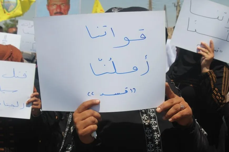 مظاهرات شعبية في مقاطعة الفرات ضد الهجمات الأخيرة على مقاطعة دير الزور
