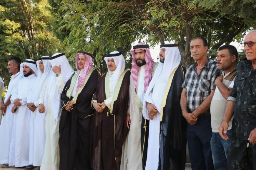 جثمان شهيد تصدى للهجمات على دير الزور يوارى الثرى