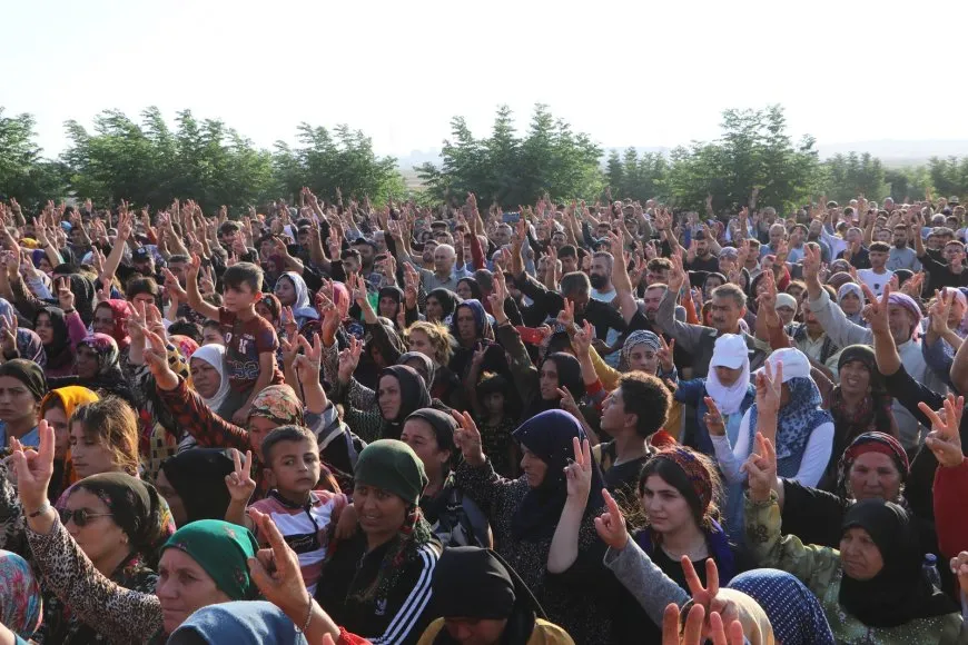جثمان المقاتل من قوات تحرير عفرين سورو برخدان يوارى الثرى في الشهباء