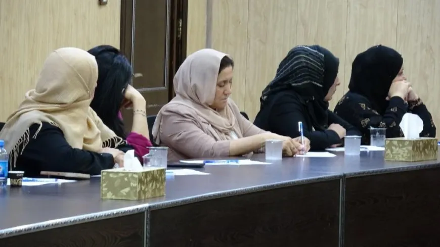 هيئة المرأة تعقد ندوة حوارية لتعزيز دور المرأة في مقاطعة عفرين والشهباء