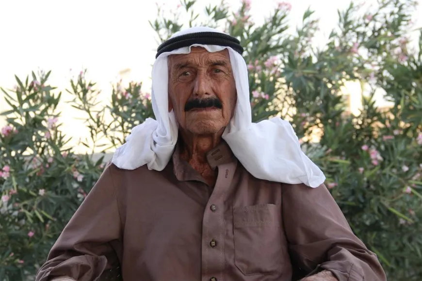 وفاة الشخصية الوطنية عبد العزيز حاج منصور