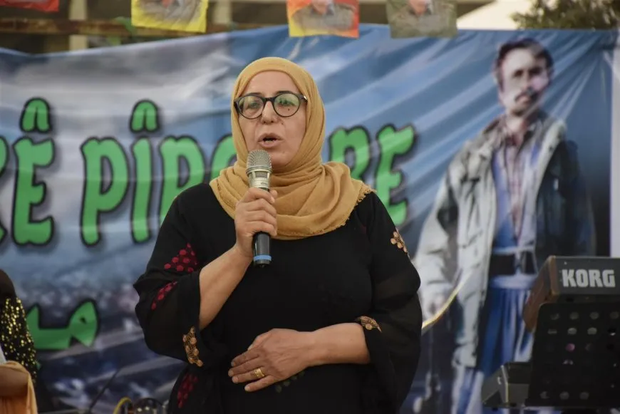 أهالي إقليم شمال وشرق سوريا وحلب يحتفلون بذكرى قفزة 15 آب