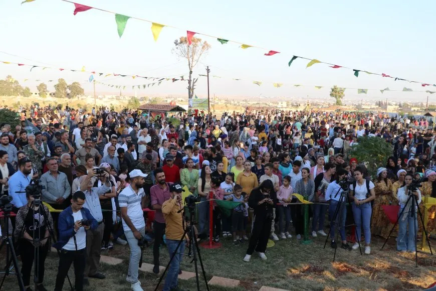 أهالي إقليم شمال وشرق سوريا وحلب يحتفلون بذكرى قفزة 15 آب