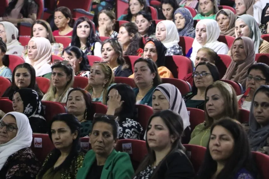 المشاركات في مؤتمر مجلس المرأة: نأمل خروجه بقرارات مهمة يعزز الوحدة النسائية