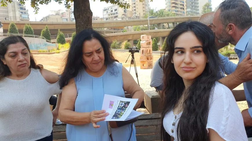 توزيع كتيبات عن الحملة العالمية لحرية القائد عبد الله أوجلان في لبنان
