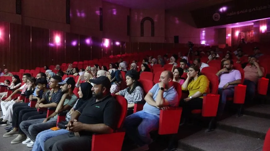 عرض مسرحي في الطبقة جسَّد رسالة "الهجرة ليست حلاً"
