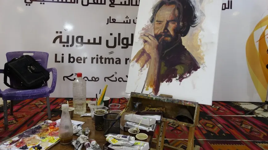 استمرار أعمال معرض الفن التشكيلي التاسع في يومه الثاني