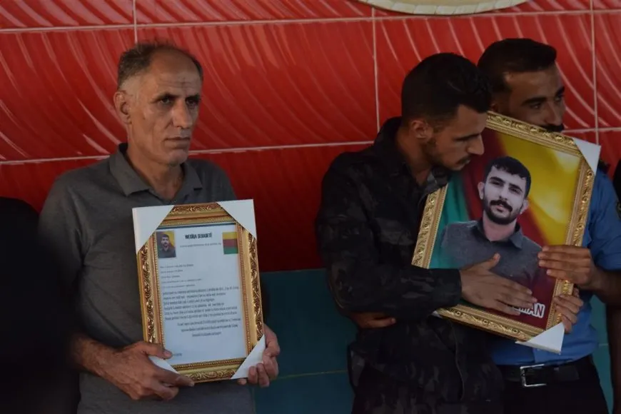 بمشاركة حاشدة.. أهالي قامشلو يشيعون جثماني المواطنة خالدة وابنها هجار