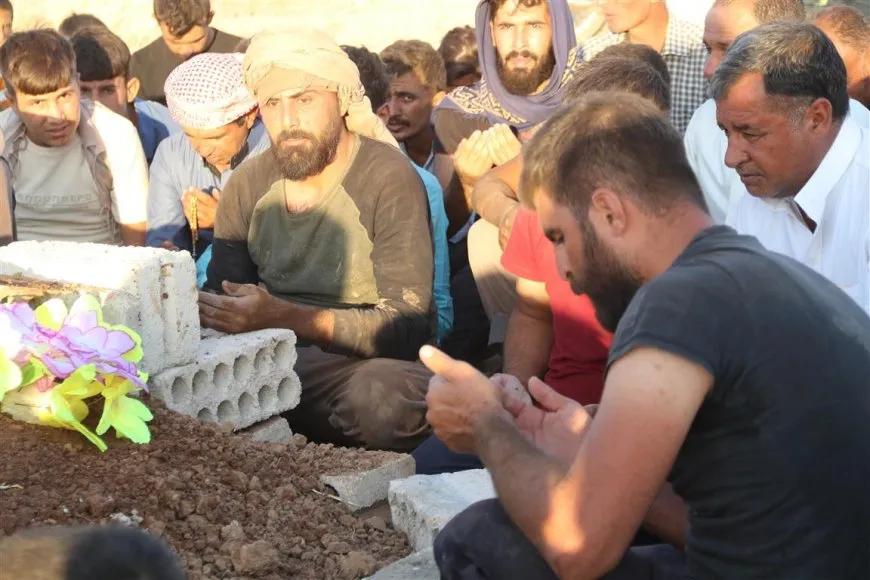 أهالي عامودا يشيعون جثمان الشهيد هاني خلف إلى مثواه الأخير