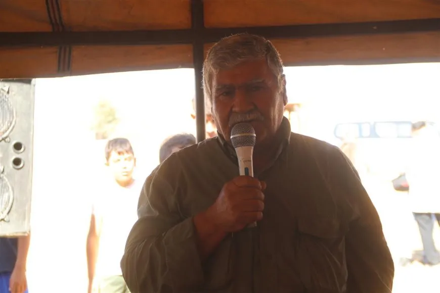 تقديم واجب العزاء لذوي شهيد استهداف عامودا هاني خلف 