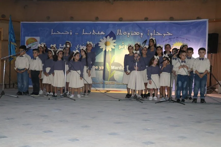 مهرجان "مردوثو" الرابع يواصل فعالياته في حديقة آزادي 