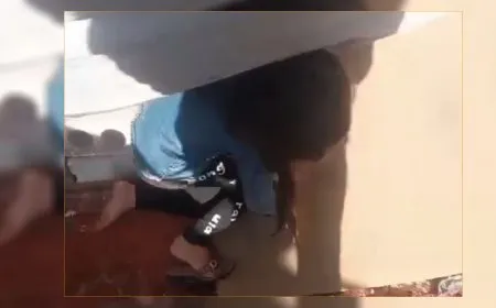 مرتزق يضرب طفلته بوحشية ويصورها في مدينة إعزاز المحتلة