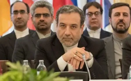 طهران تقول إنها منفتحة على المحادثات مع الغرب لكن ترفض الضغوط