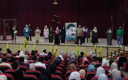 عرض يجسد حق الأمل للقائد عبد الله أجلان