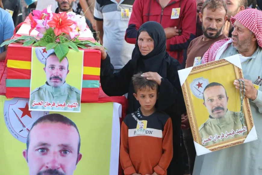 تشييع جثمان الشهيد "فيصل الحسن" إلى مثواه الأخير  