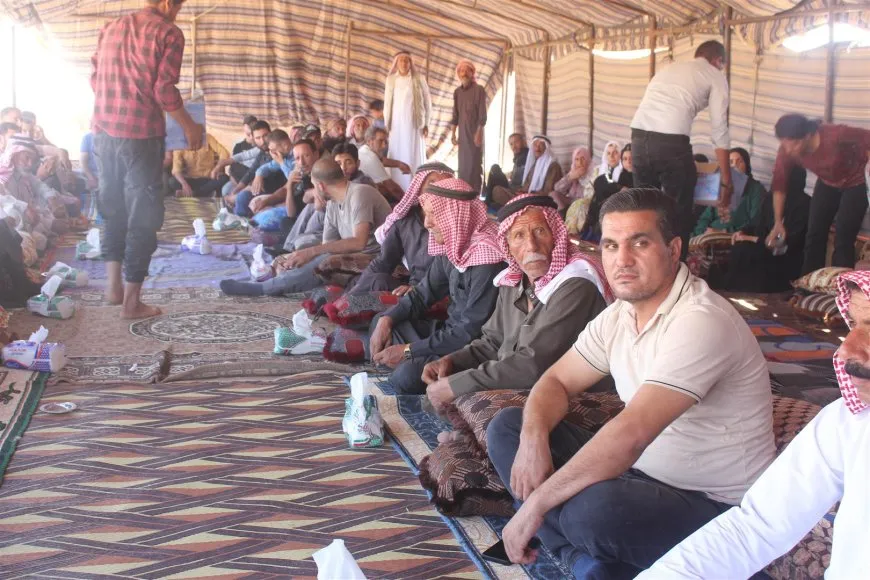 تقديم واجب العزاء لذوي شهيد قوات الحماية الذاتية فيصل الحسن