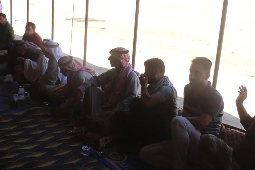 تقديم واجب العزاء لذوي شهيد قوات الحماية الذاتية فيصل الحسن