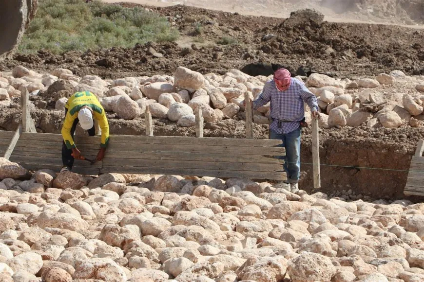 أعمال لتأهيل الجسر الوحيد الذي يربط الأحياء الشمالية بالجنوبية في مدينة الحسكة