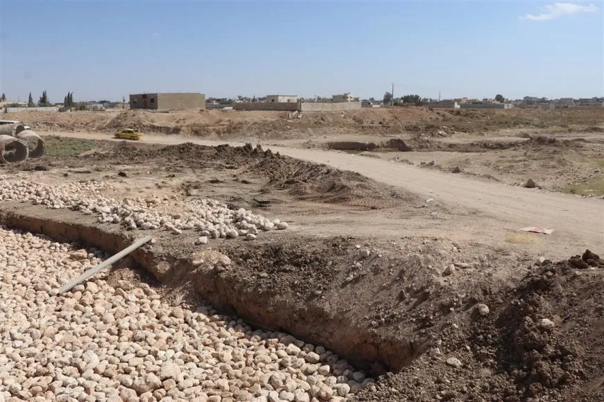 أعمال لتأهيل الجسر الوحيد الذي يربط الأحياء الشمالية بالجنوبية في مدينة الحسكة