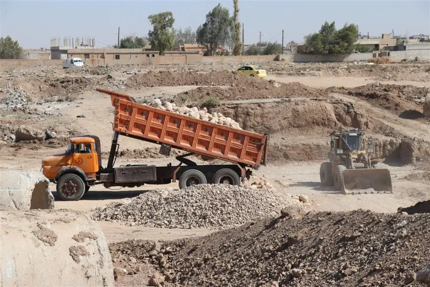 أعمال لتأهيل الجسر الوحيد الذي يربط الأحياء الشمالية بالجنوبية في مدينة الحسكة