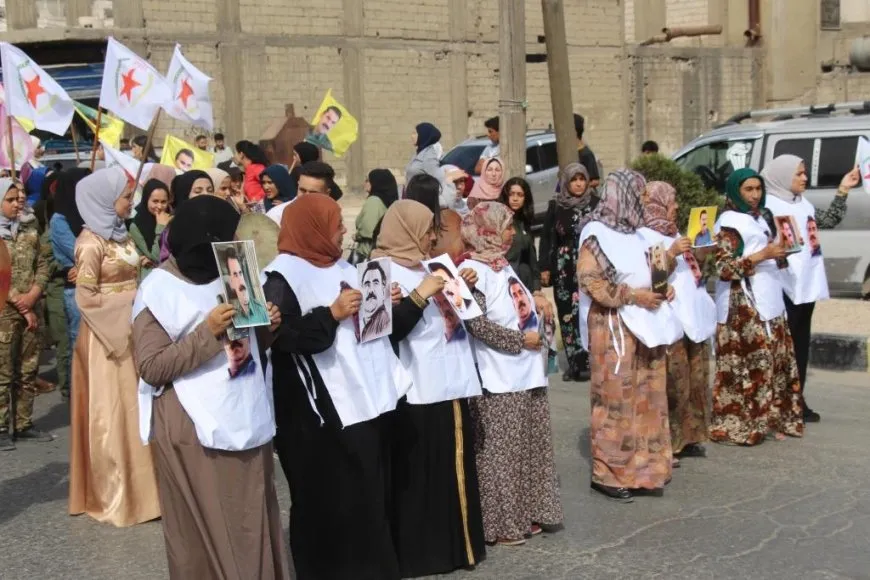 أهالي مقاطعة منبج: سنبقى مخلصين لقائدنا