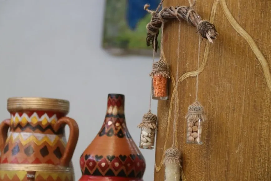 معرض للفن التشكيلي والأعمال اليدوية في مدينة عامودا