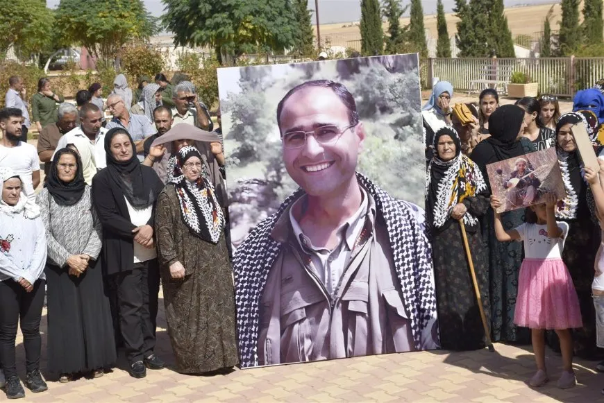 في السنوية الـ 13 لاستشهاده.. استذكار القيادي رستم جودي على ضريحه