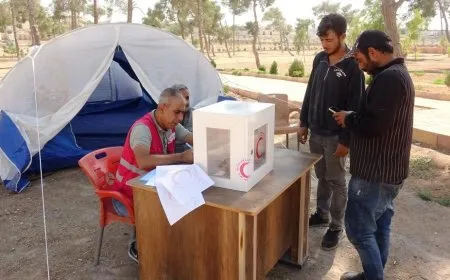 نصب خيمة في عين عيسى لجمع التبرعات للوافدين من لبنان